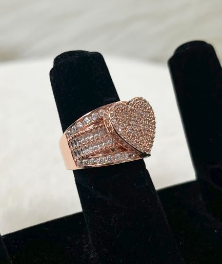 14K Rose Gold Heart Pave Ring