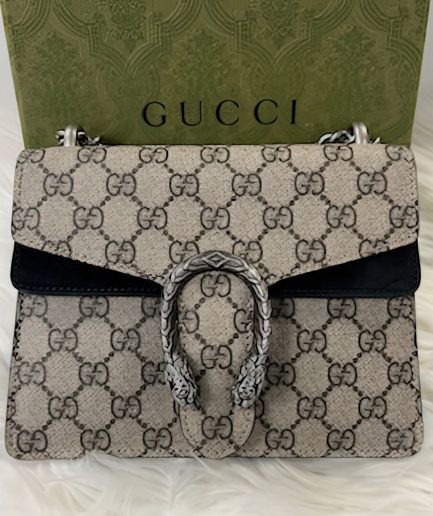 Gucci Dionysus GG Supreme Shoulder Bag