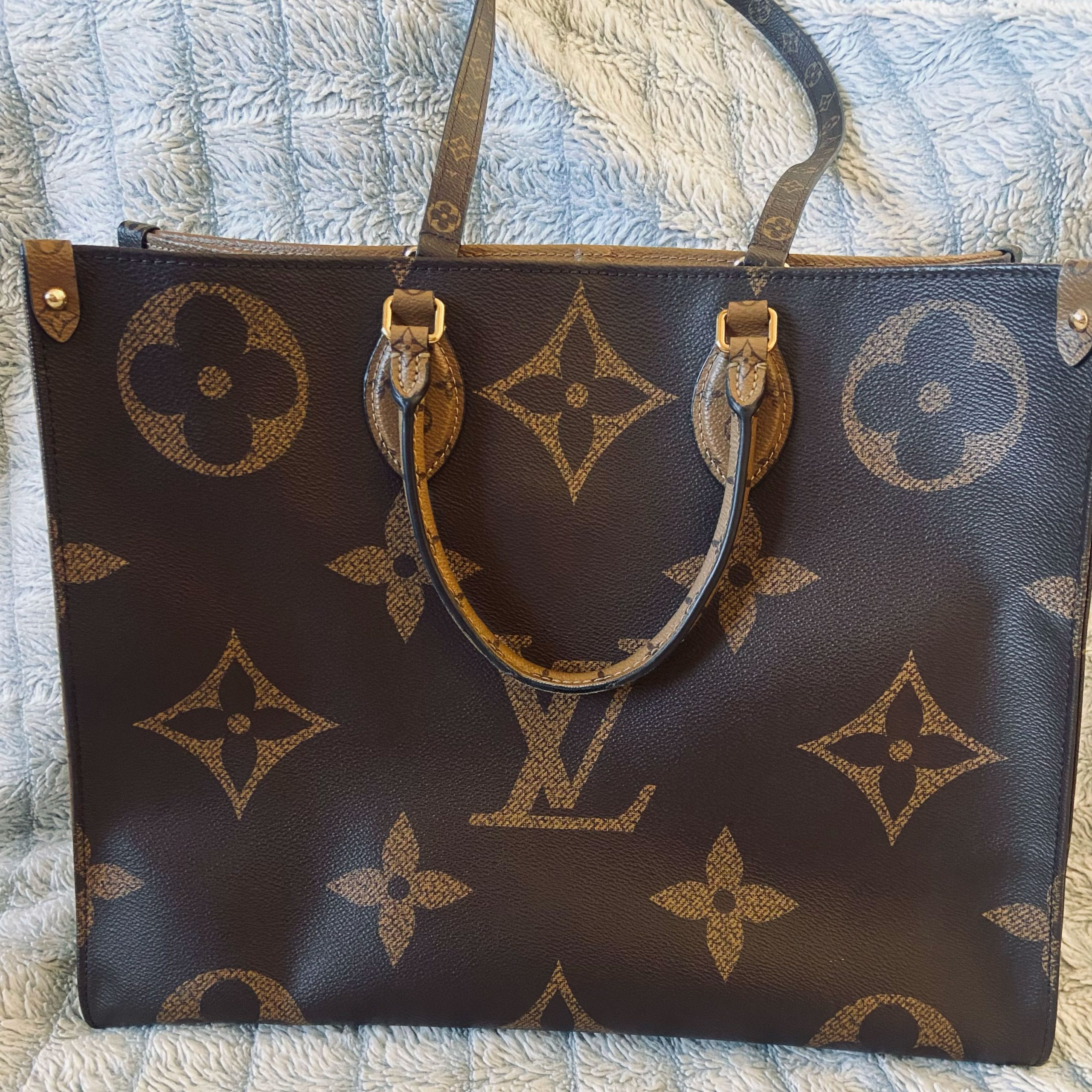 Louis-Vuitton-OnTheGo-GM-Tote-Bag---Monogram-Reverse-(First-Edition)--1