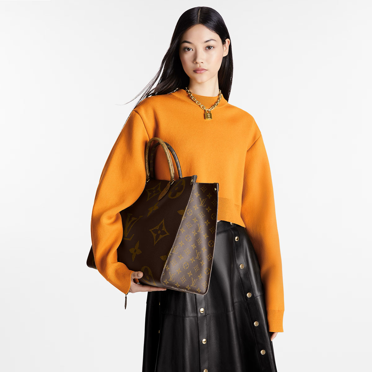 Louis-Vuitton-OnTheGo-GM-Tote-Bag---Monogram-Reverse-(First-Edition)-12