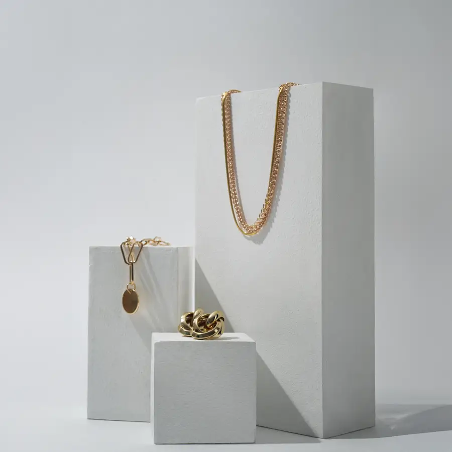 Timepieces & Fine Jewelry